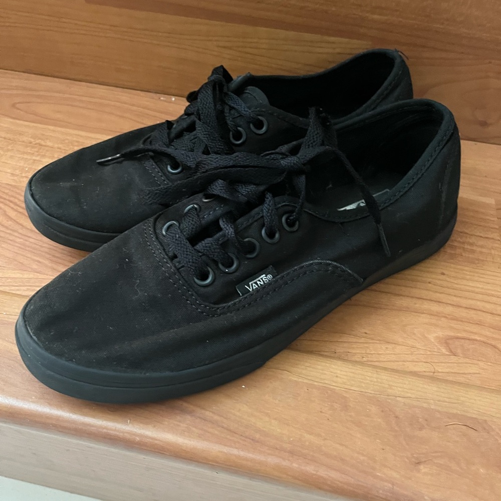 Vans Black Shoes Woman Sz 7.5 Man Sz 6